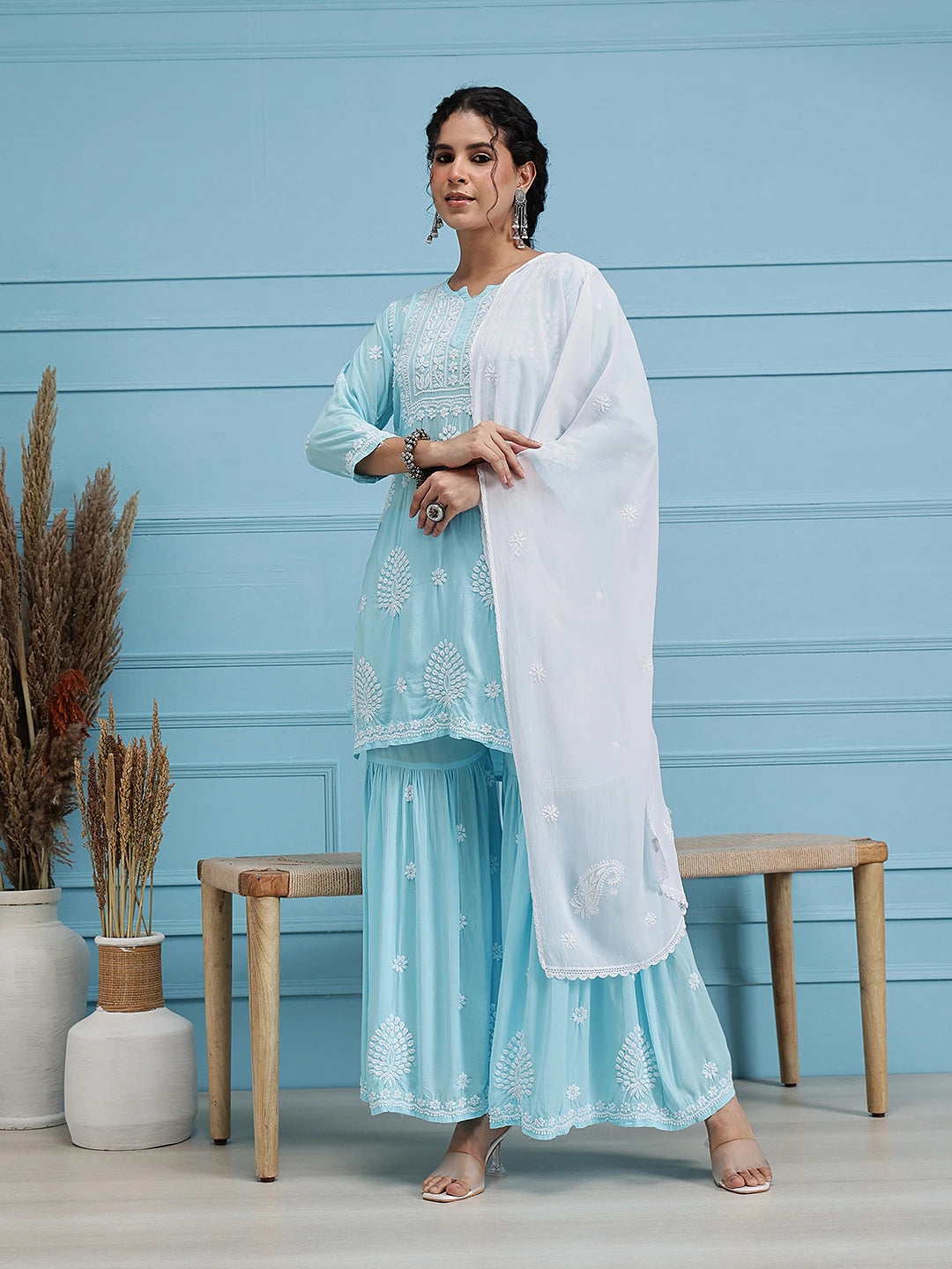 Ada Hand Embroidered White Georgette Lucknowi Chikankari Stole A511157