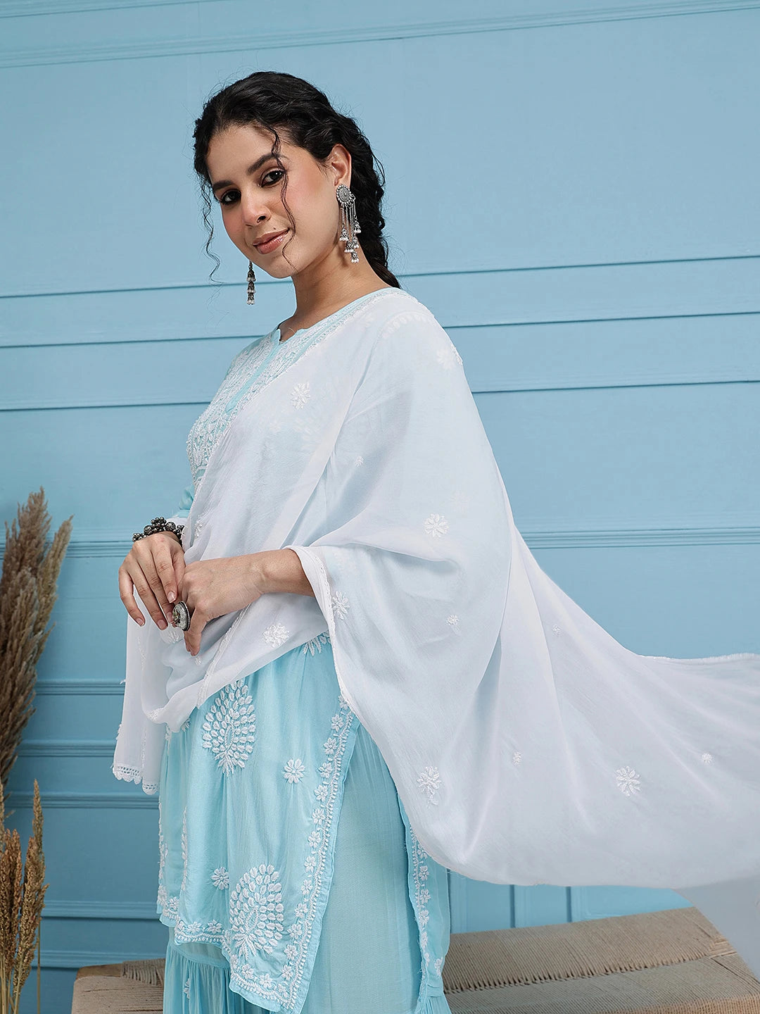 Ada Hand Embroidered White Georgette Lucknowi Chikankari Stole A511157