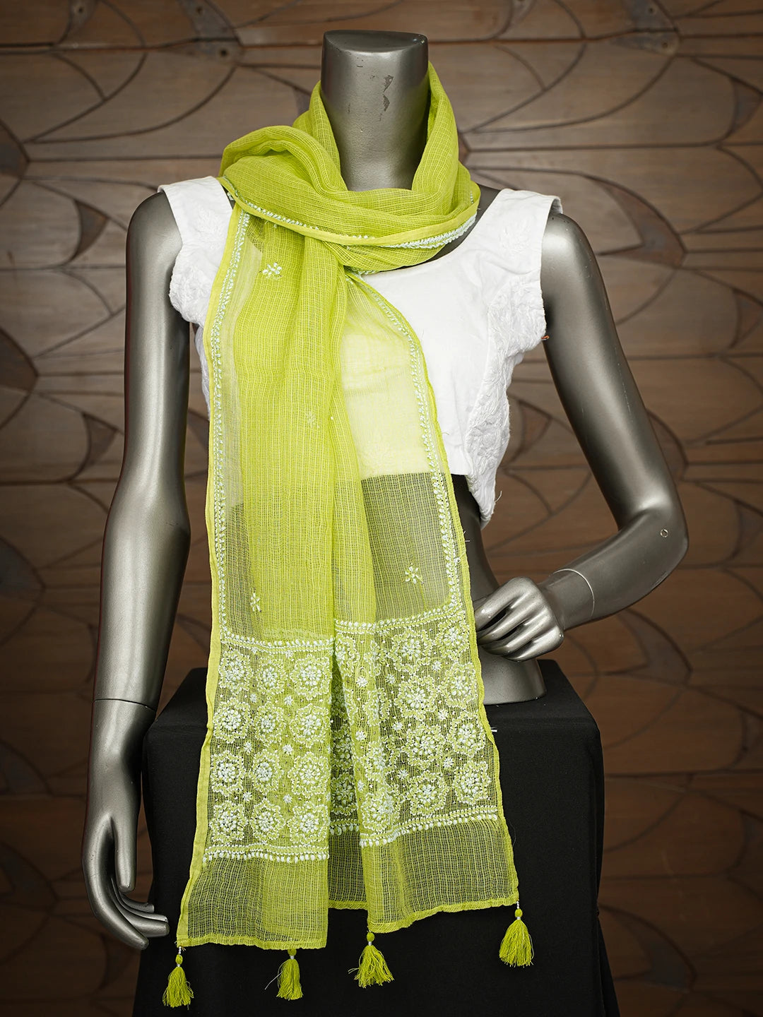 Ada Hand Embroidered Green Kota Lucknowi Chikankari Stole With Muqaish Work 01A758926