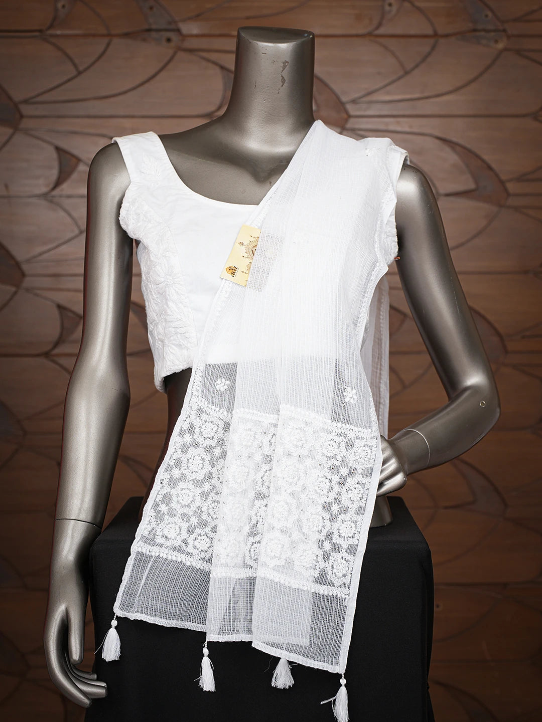 Ada Hand Embroidered White Kota Lucknowi Chikankari Stole With Muqaish Work 01A758868