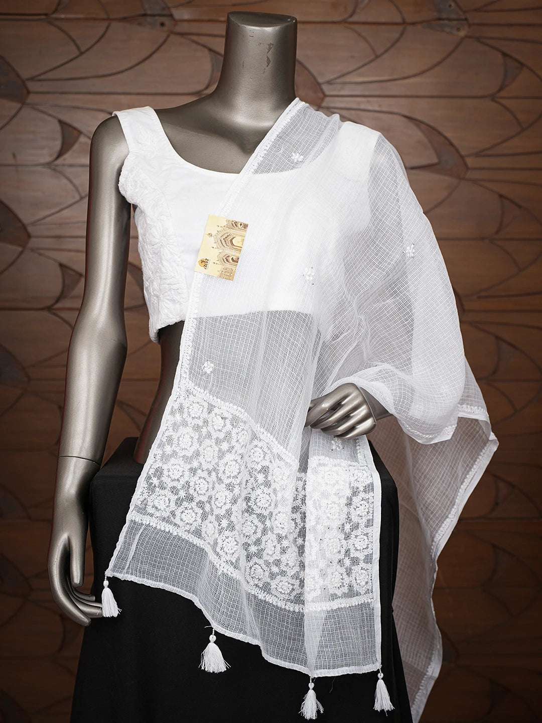Ada Hand Embroidered White Kota Lucknowi Chikankari Stole With Muqaish Work 01A758868