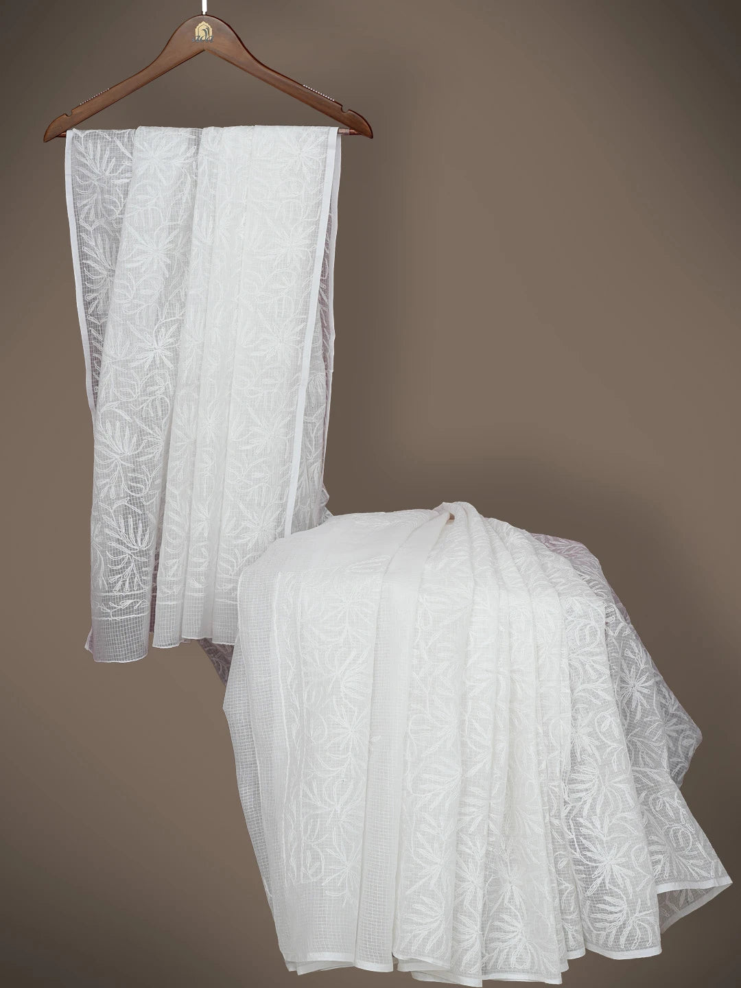 Ada Hand Embroidered White Cotton Lucknowi Chikankari Saree With Blouse 01A366089