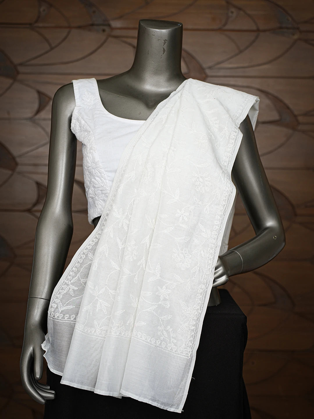 Ada Hand Embroidered White Chanderi Lucknowi Chikankari Dupatta 01A793257