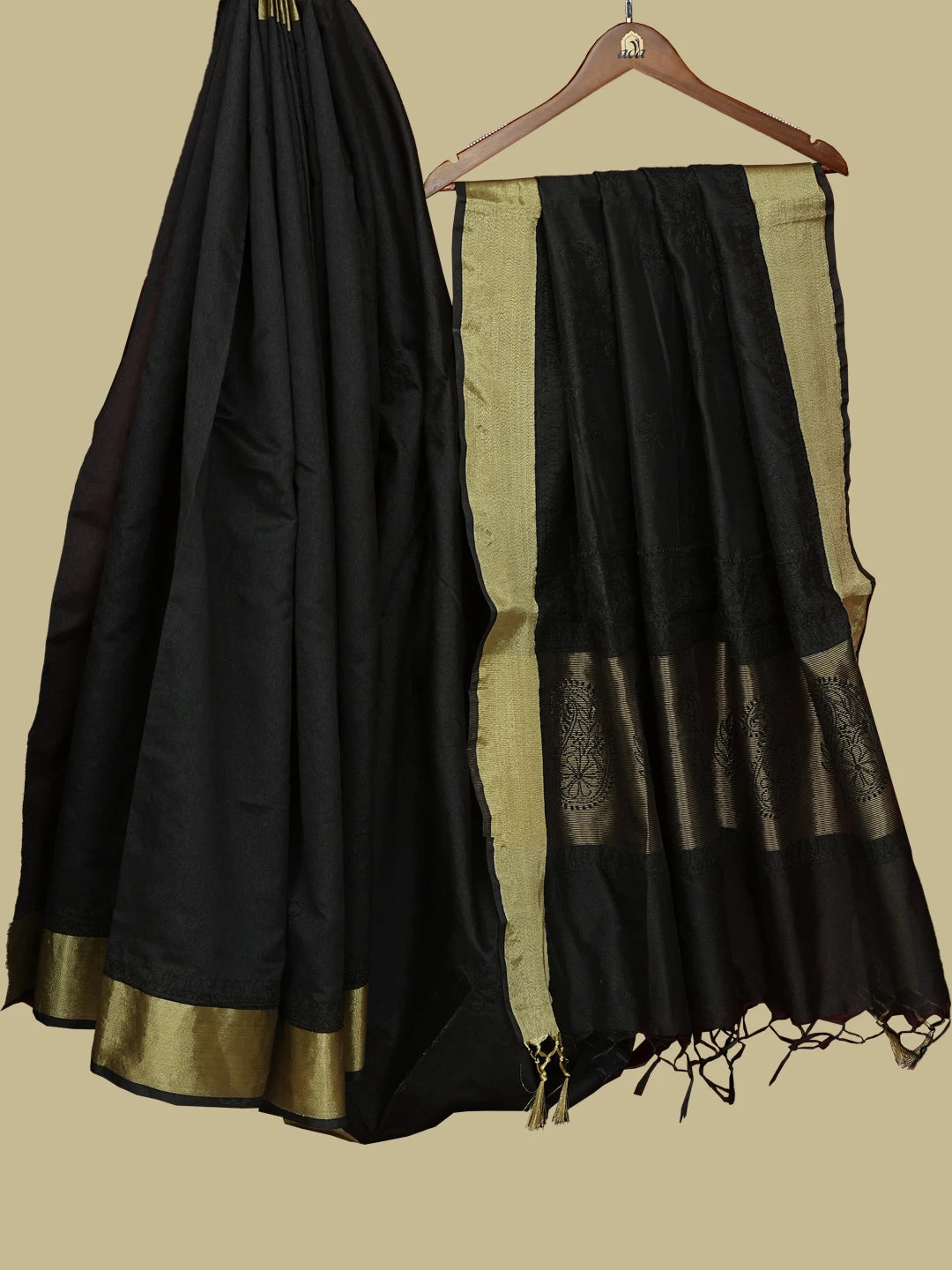 Ada Hand Embroidered Black Chanderi Lucknowi Chikankari Saree With Blouse 01A780608