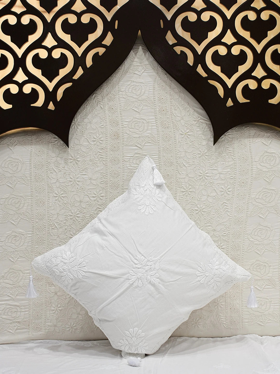 Ada Hand Embroidered White Cotton Lucknowi Chikankari Cushion Cover 01A752297