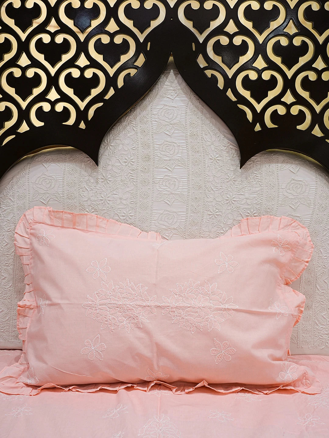 Ada Hand Embroidered Peachy Pink Cotton Lucknowi Chikankari Bed Sheet With Pillow Cover Set 01A785772