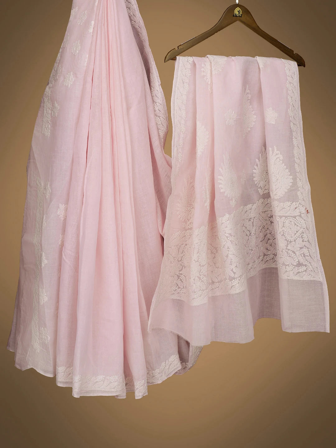 Ada Hand Embroidered Pink Cotton Lucknowi Chikankari Saree With Blouse 01A777386