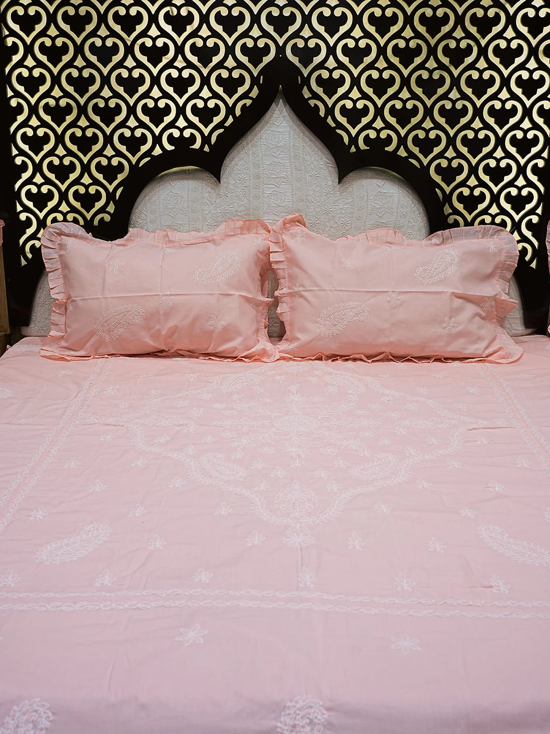 Ada Hand Embroidered Peach Cotton Lucknowi Chikankari Bed Sheet With Pillow Cover Set 01A757557