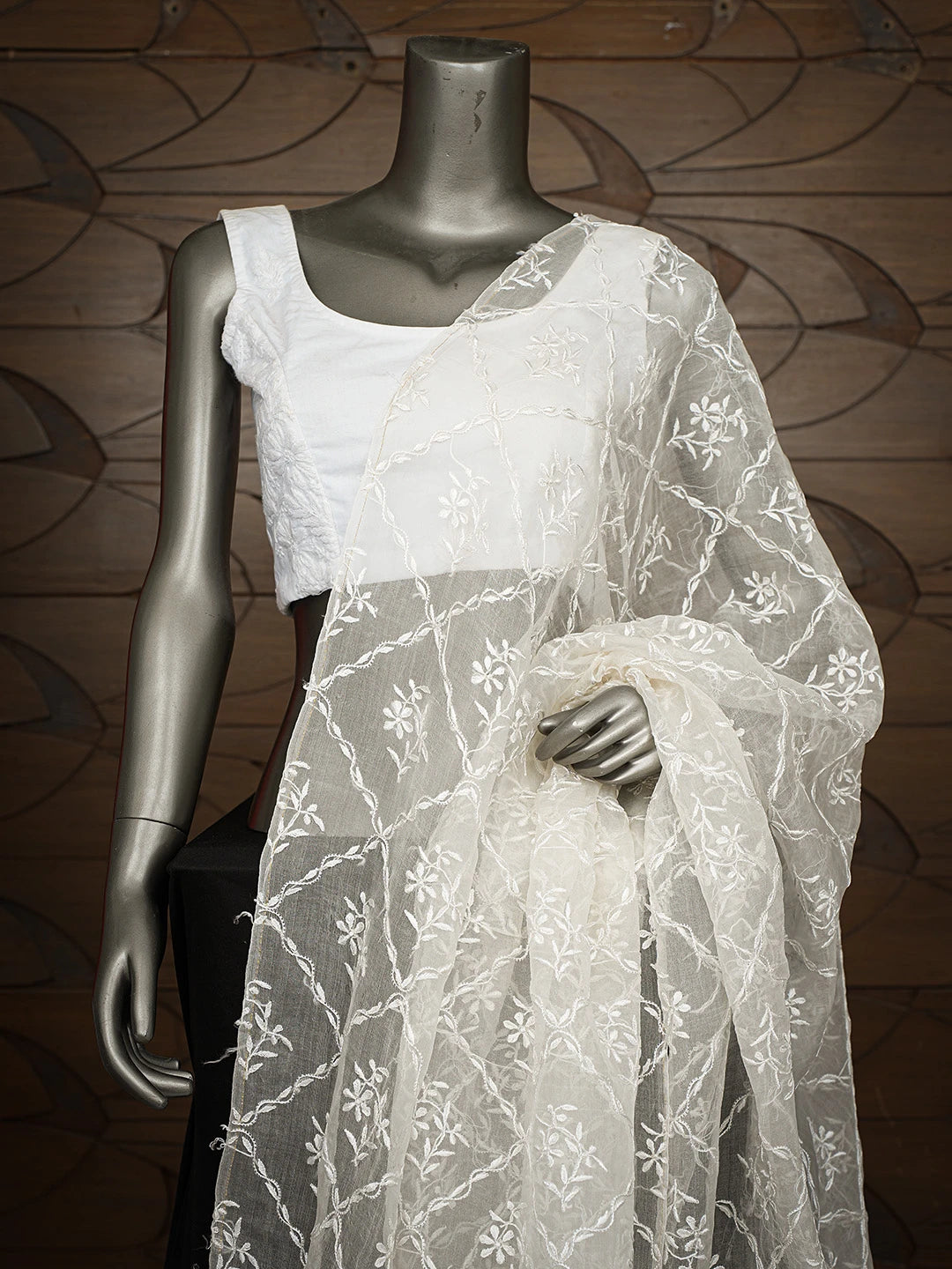 Ada Hand Embroidered Off White Organza Lucknowi Chikankari Dupatta 01A796144