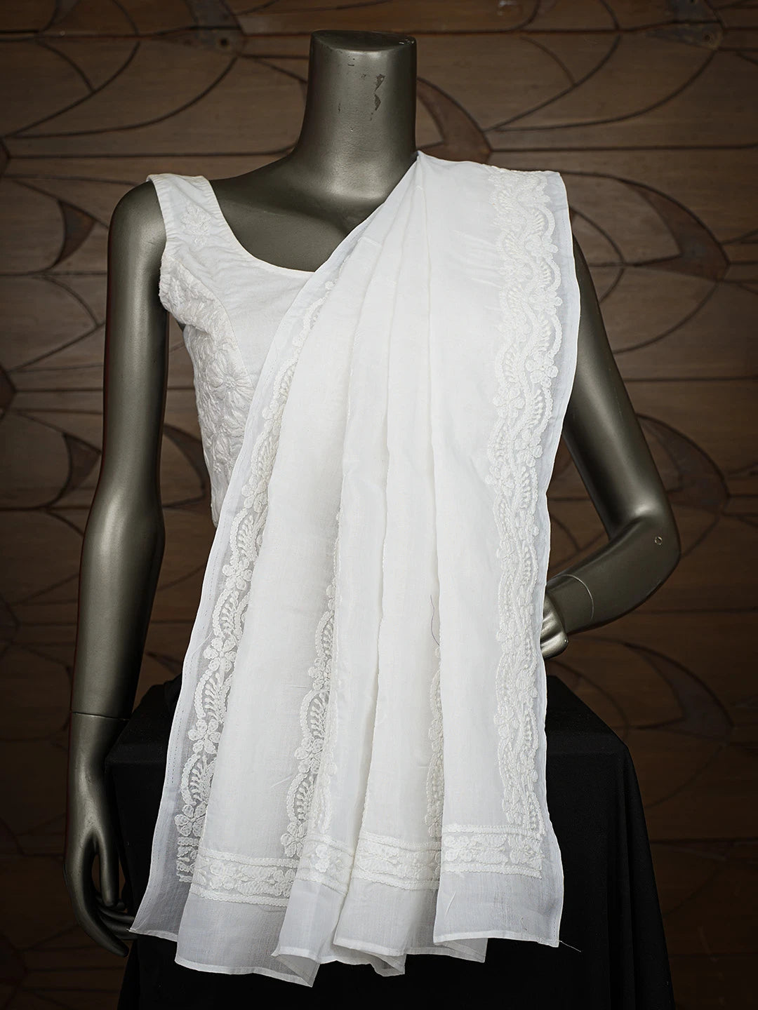 Ada Hand Embroidered White Cotton Lucknowi Chikankari Dupatta 01A793248