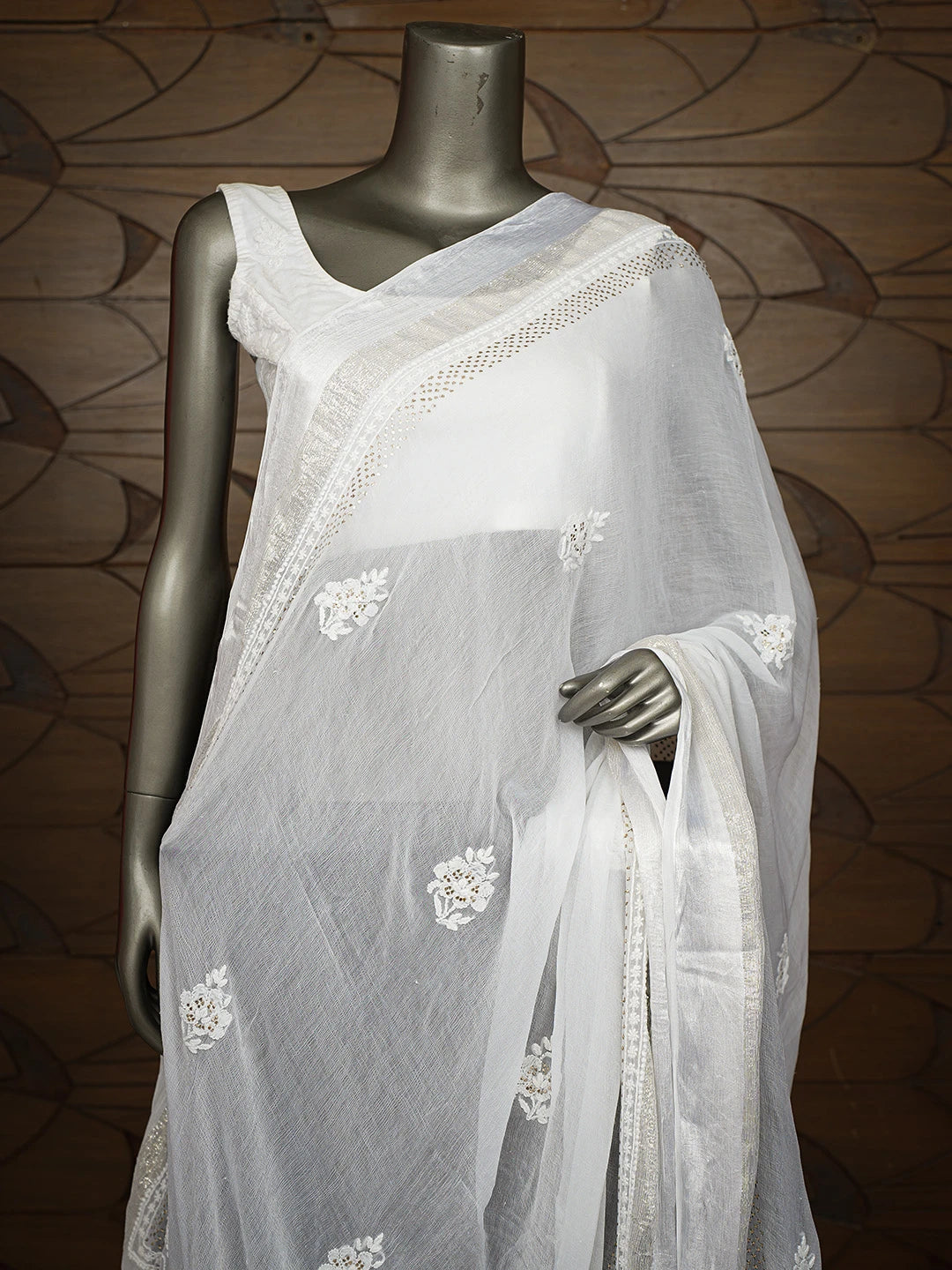 Ada Hand Embroidered White Chiffon Lucknowi Chikankari Dupatta With Muqaish Work 01A550212