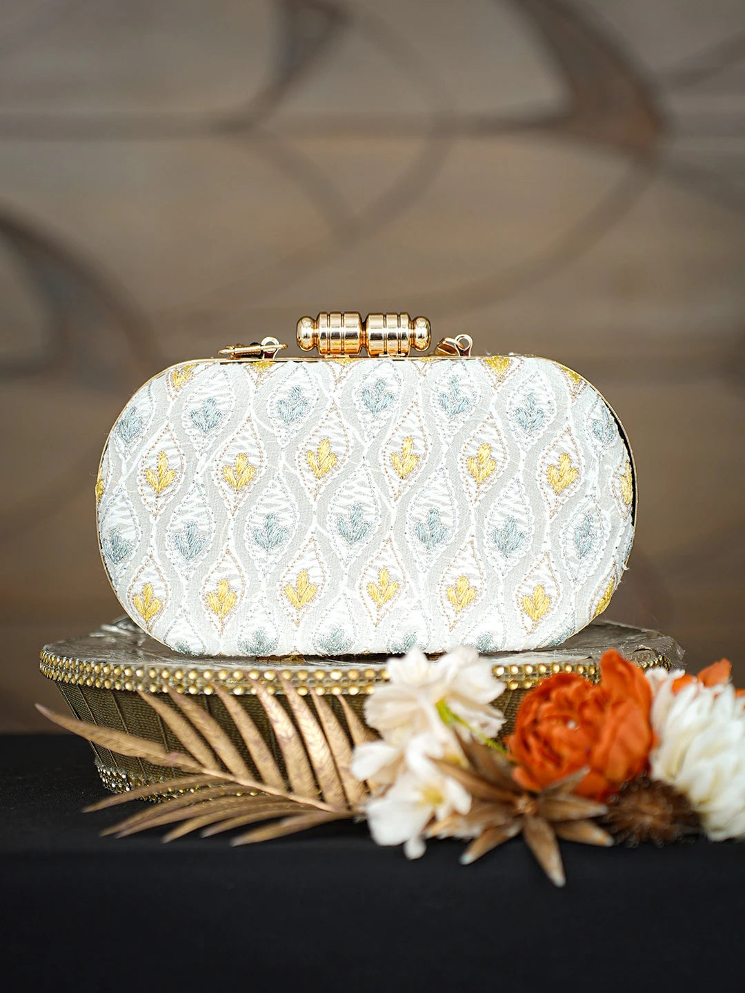 Ada Hand Embroidered Grey Pure Georgette Lucknowi Chikankari Clutch With Zari Work 01A785665