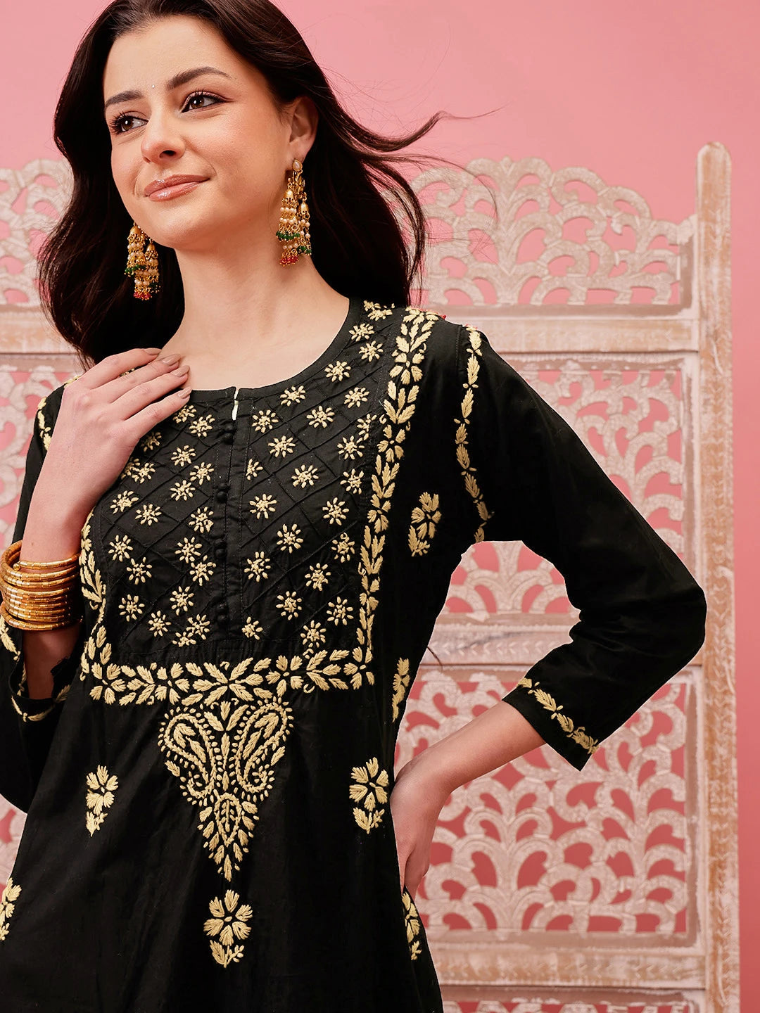 Ada Hand Embroidered Black Cotton Lucknowi Chikankari Straight Kurta A411773