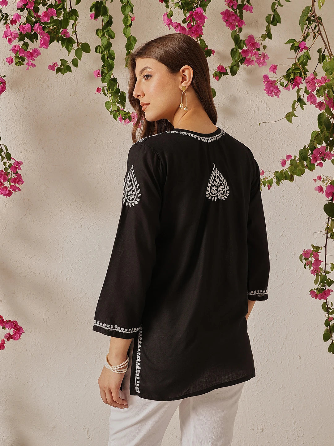 Ada Hand Embroidered Black Cotton Lucknowi Chikankari Straight Kurti A911366