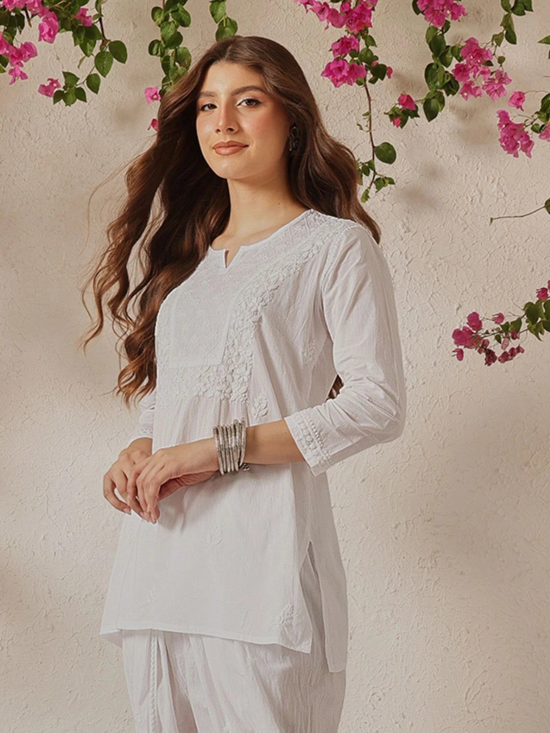 Ada Hand Embroidered White Cotton Lucknowi Chikankari Kurti A911364