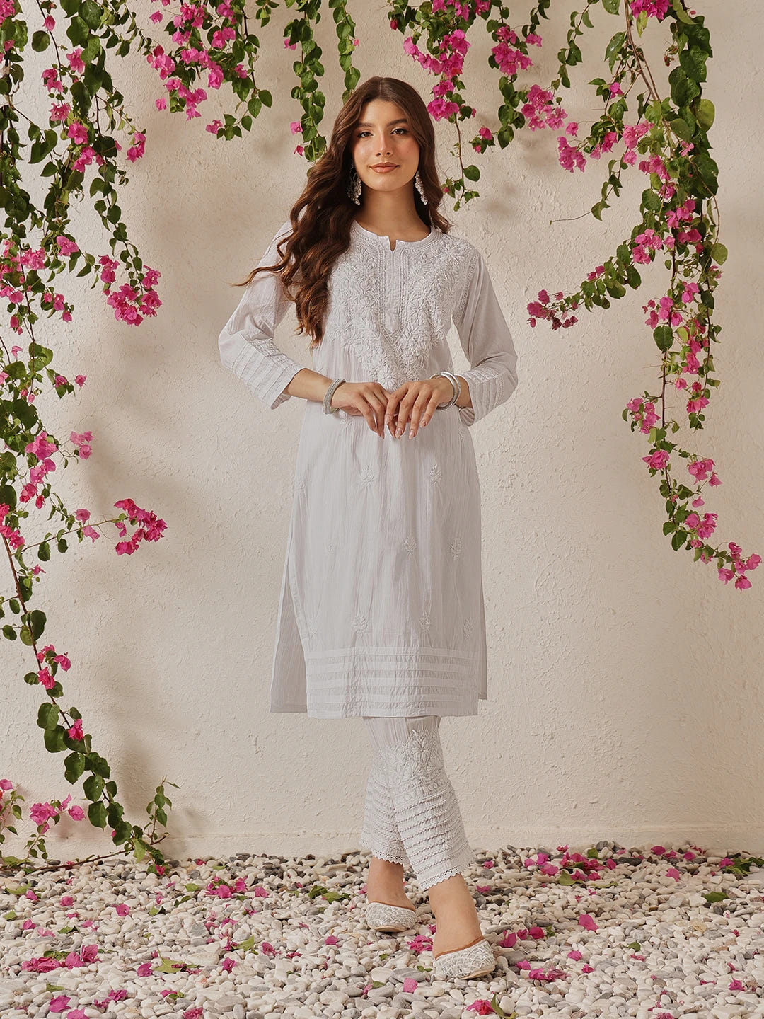 Ada Hand Embroidered White Cotton Lucknowi Chikankari Co-Ord Set A811325