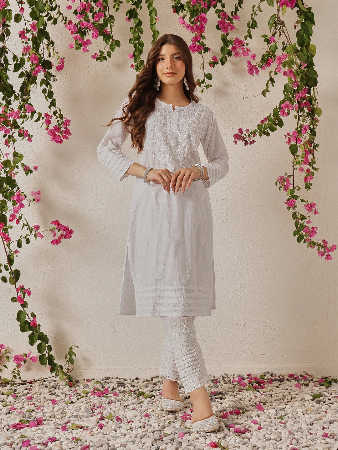 Ada Hand Embroidered White Cotton Lucknowi Chikankari Co-Ord Set A811325