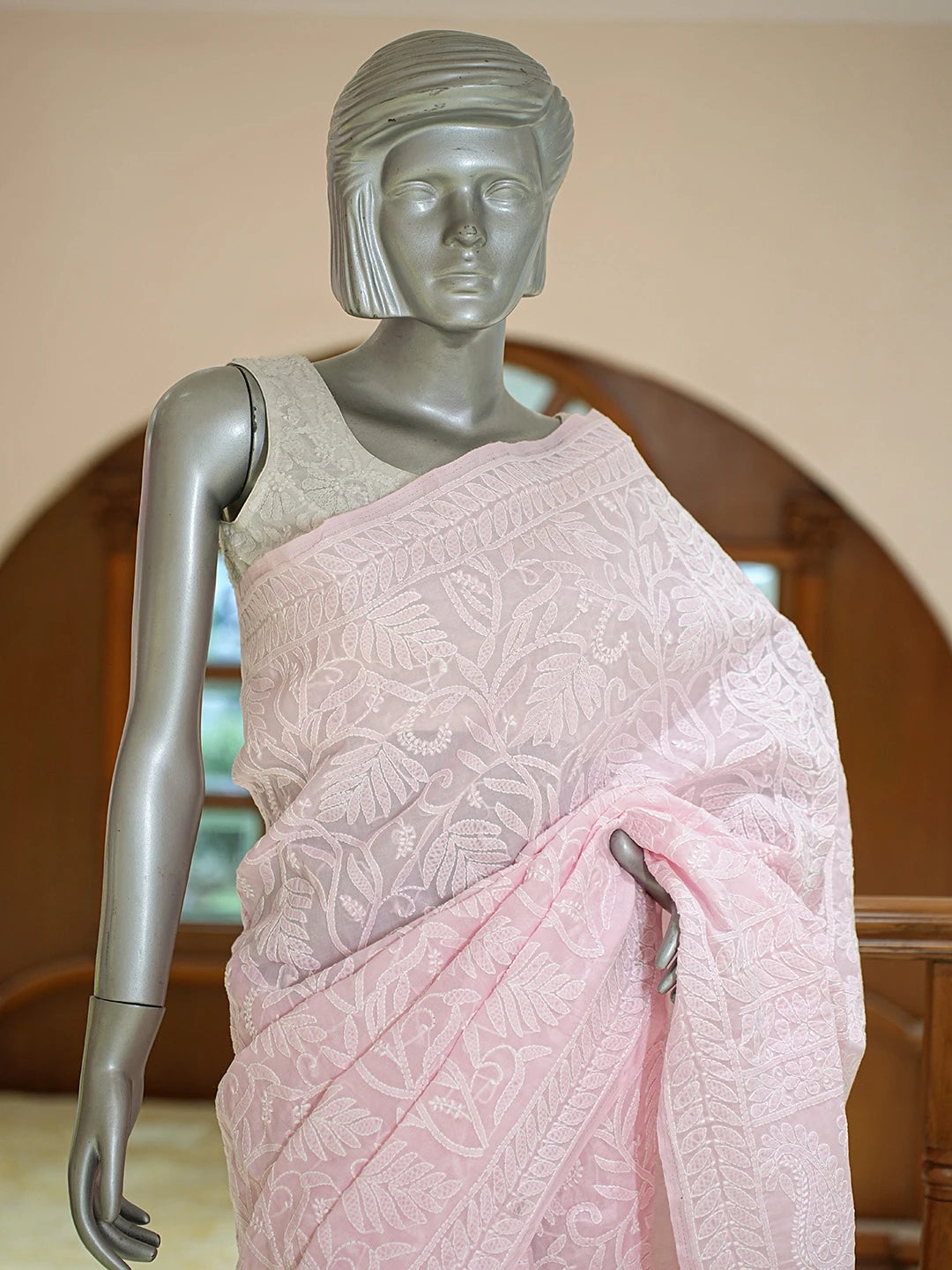 Ada Hand Embroidered Pink Cotton Lucknowi Chikankari Saree With Blouse 01A785804