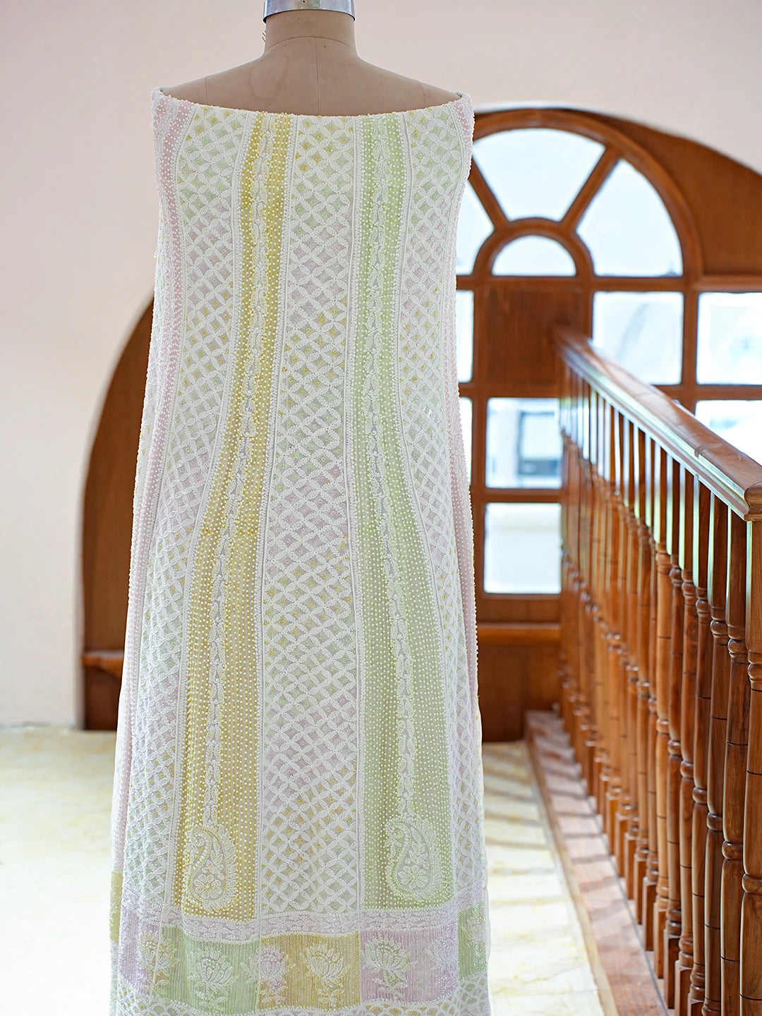 Ada Hand Embroidered White Viscose Georgette Lucknowi Chikankari Semi-Stitched Anarkali Kurta Dupatta Set With Cutdana Work 01A815558