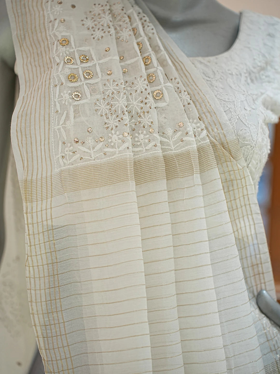 Ada Hand Embroidered White Chanderi Lucknowi Chikankari Saree With Blouse With Mukaish Work 01A787738