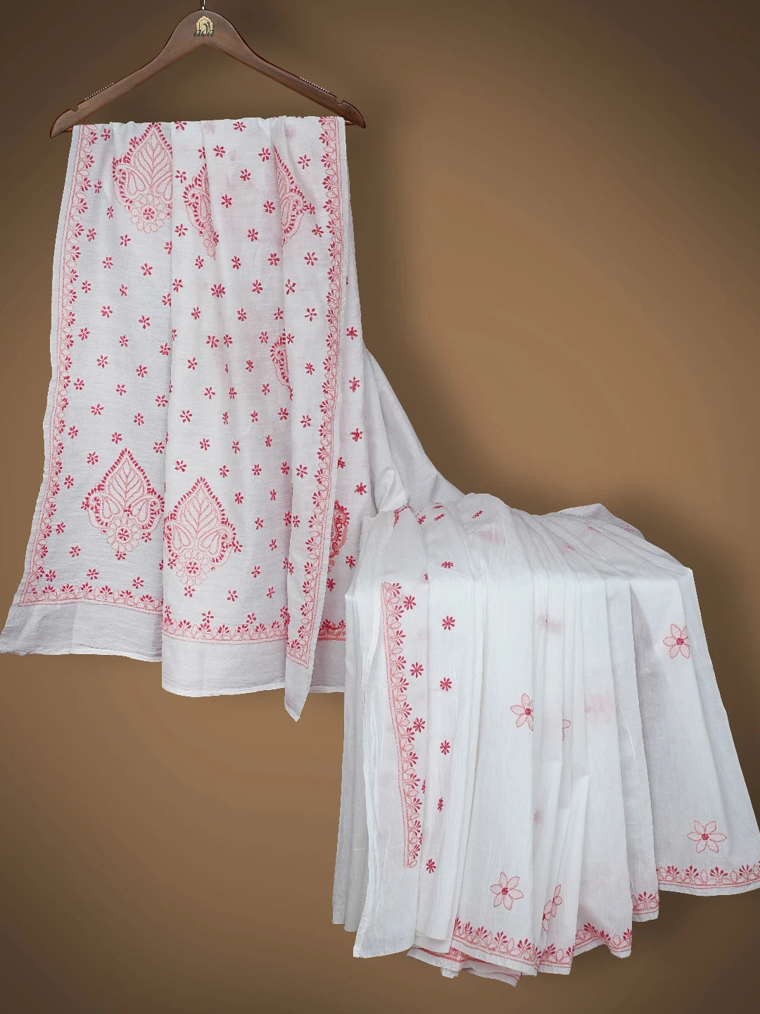 Ada Hand Embroidered White Cotton Lucknowi Chikankari Saree With Blouse 01A821769