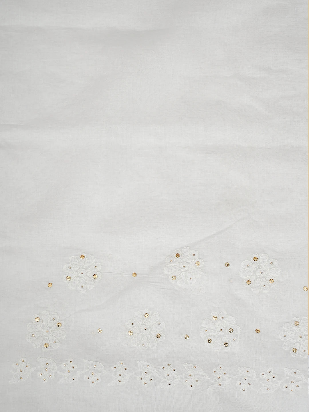 Ada Hand Embroidered White Cotton Lucknowi Chikankari Saree With Blouse With Muqaish Work 01A404759