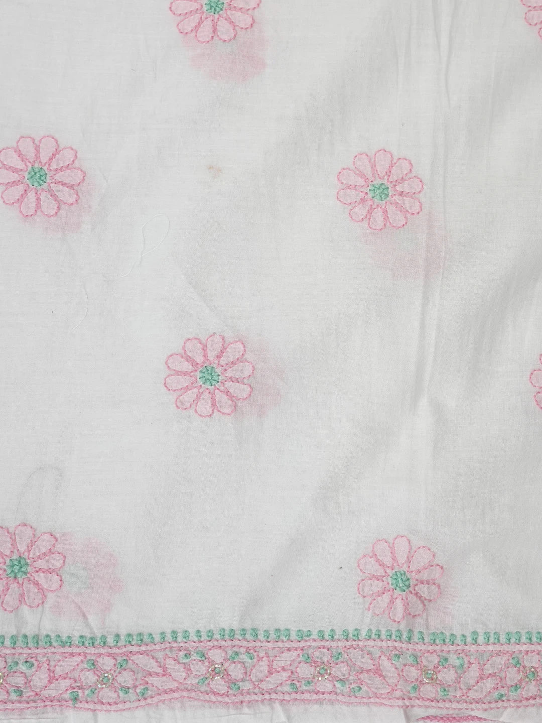 Ada Hand Embroidered White Cotton Lucknowi Chikankari Unstitched Suit Piece With Cutdana Work 08A500470