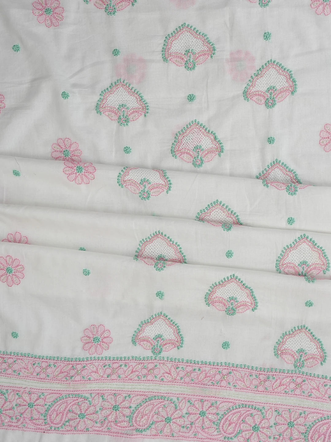 Ada Hand Embroidered White Cotton Lucknowi Chikankari Unstitched Suit Piece With Cutdana Work 08A500470