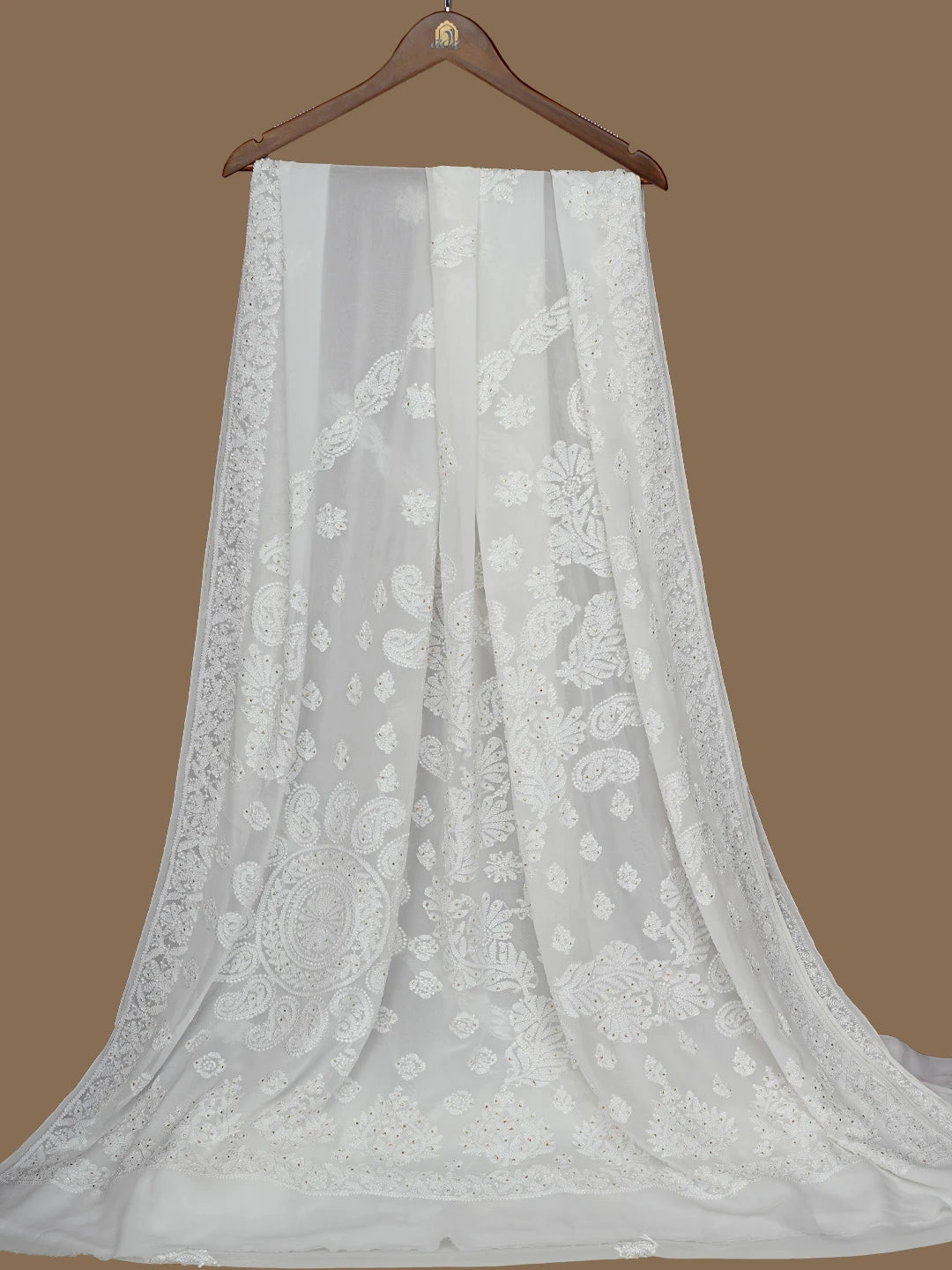 Ada Hand Embroidered White Viscose Georgette Lucknowi Chikankari Saree With Blouse With Mukaish Work 01A833494