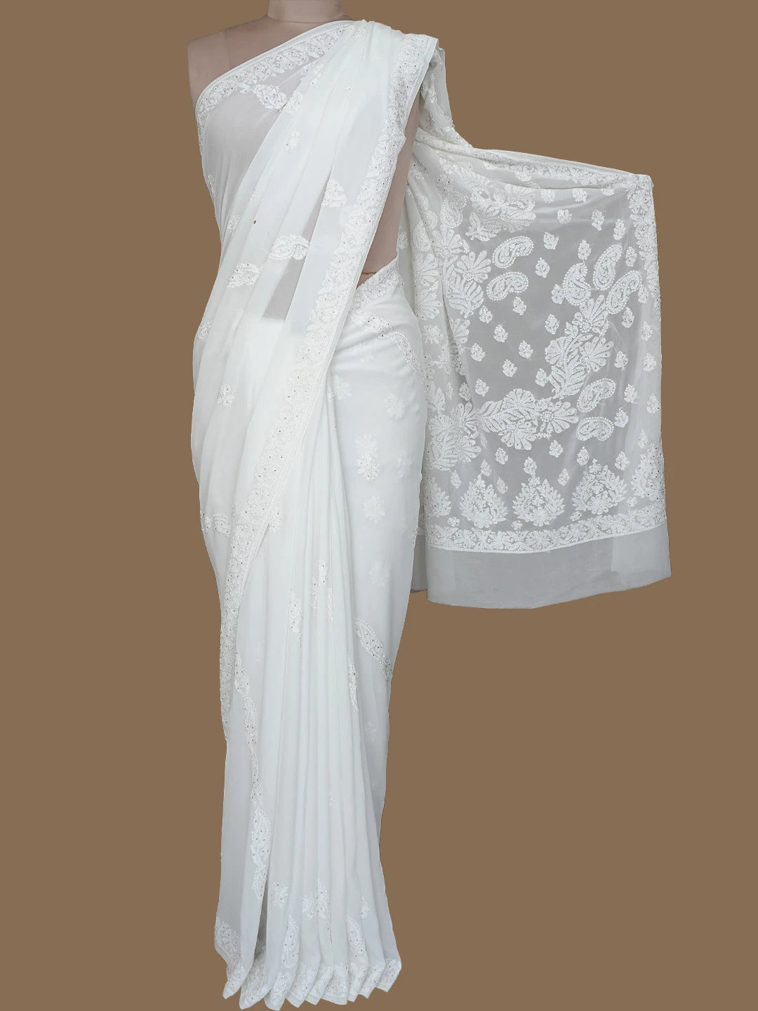 Ada Hand Embroidered White Viscose Georgette Lucknowi Chikankari Saree With Blouse With Mukaish Work 01A833494