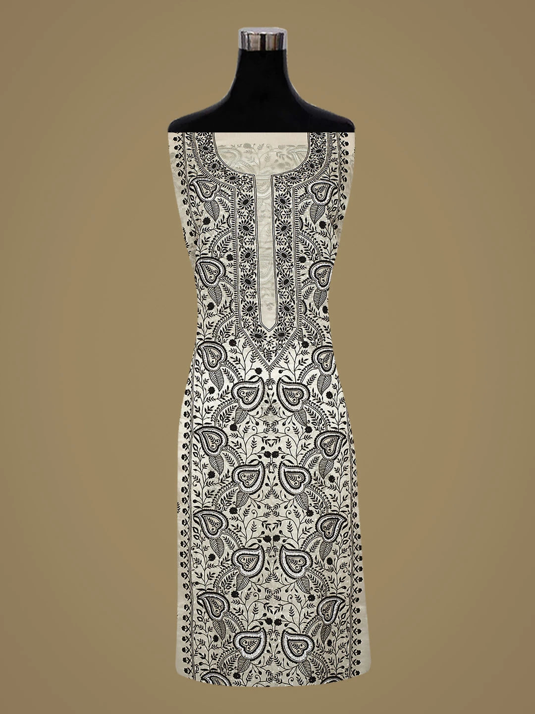 Ada Hand Embroidered White Organza Lucknowi Chikankari Unstitched Kurta Dupatta Set With Cutdana Work 01A741018