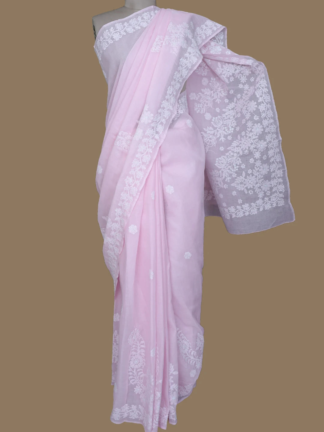 Ada Hand Embroidered Pink Cotton Lucknowi Chikankari Saree With Blouse 01A732900