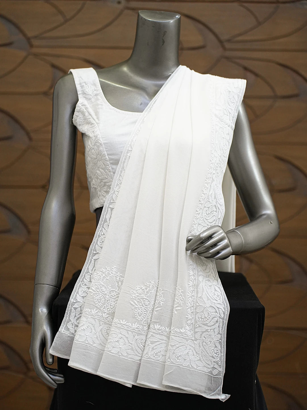Ada Hand Embroidered White Pure Georgette Lucknowi Chikankari Dupatta 01A675708