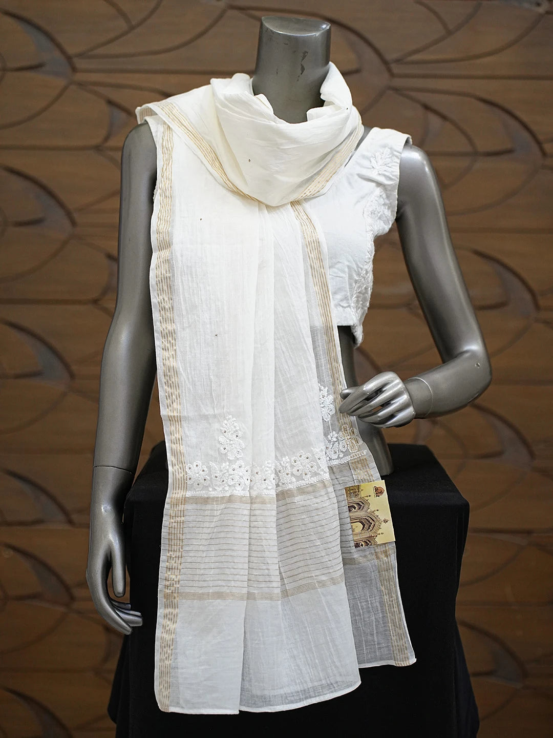 Ada Hand Embroidered White Chanderi Lucknowi Chikankari Dupatta With Mukaish Work 01A834672