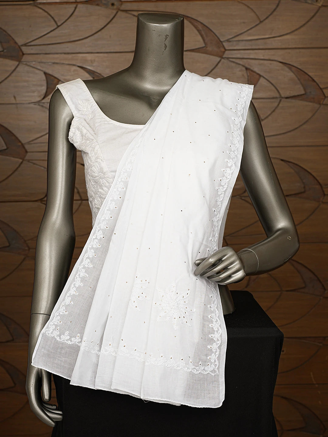 Ada Hand Embroidered White Cotton Lucknowi Chikankari Dupatta With Mukaish Work 01A833580