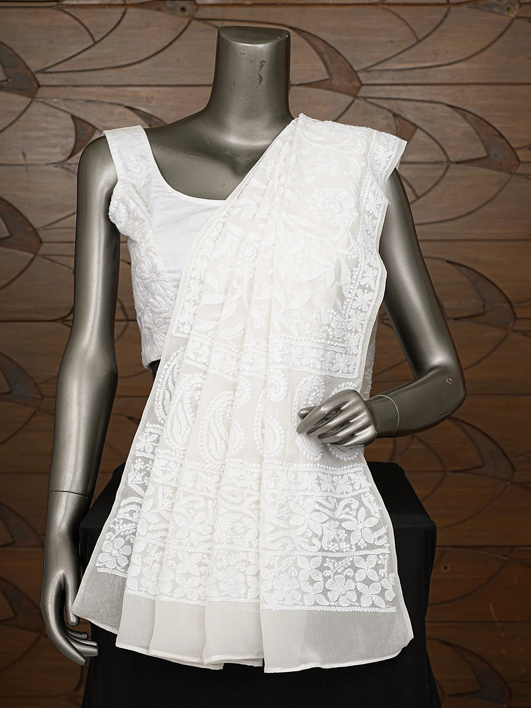 Ada Hand Embroidered White Pure Georgette Lucknowi Chikankari Dupatta 01A834712