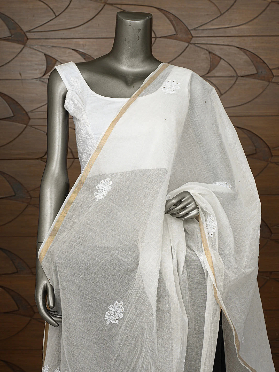 Ada Hand Embroidered White Chanderi Lucknowi Chikankari Dupatta With Mukaish 01A834685