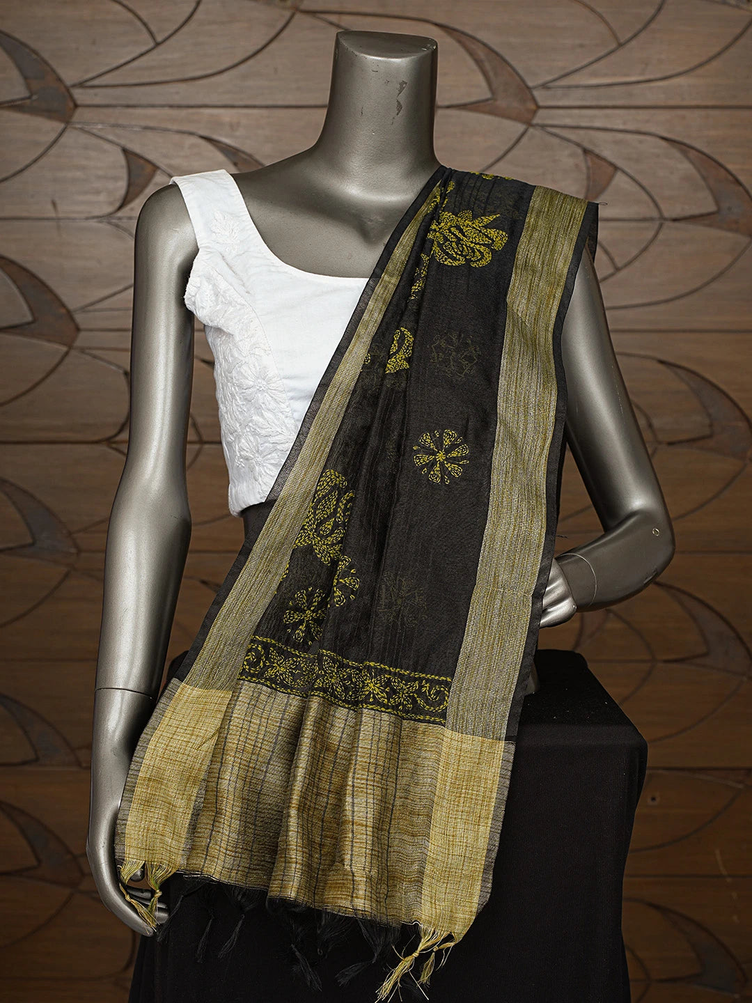 Ada Hand Embroidered Black Chanderi Lucknowi Chikankari Dupatta 01A774302
