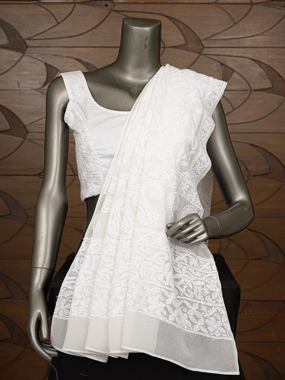 Ada Hand Embroidered White Pure Georgette Lucknowi Chikankari Dupatta 01A834711