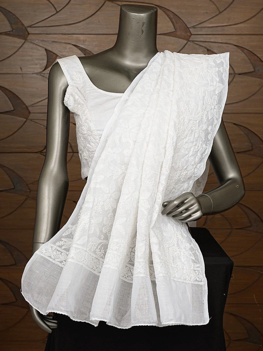 Ada Hand Embroidered White Cotton Lucknowi Chikankari Dupatta 01A780010