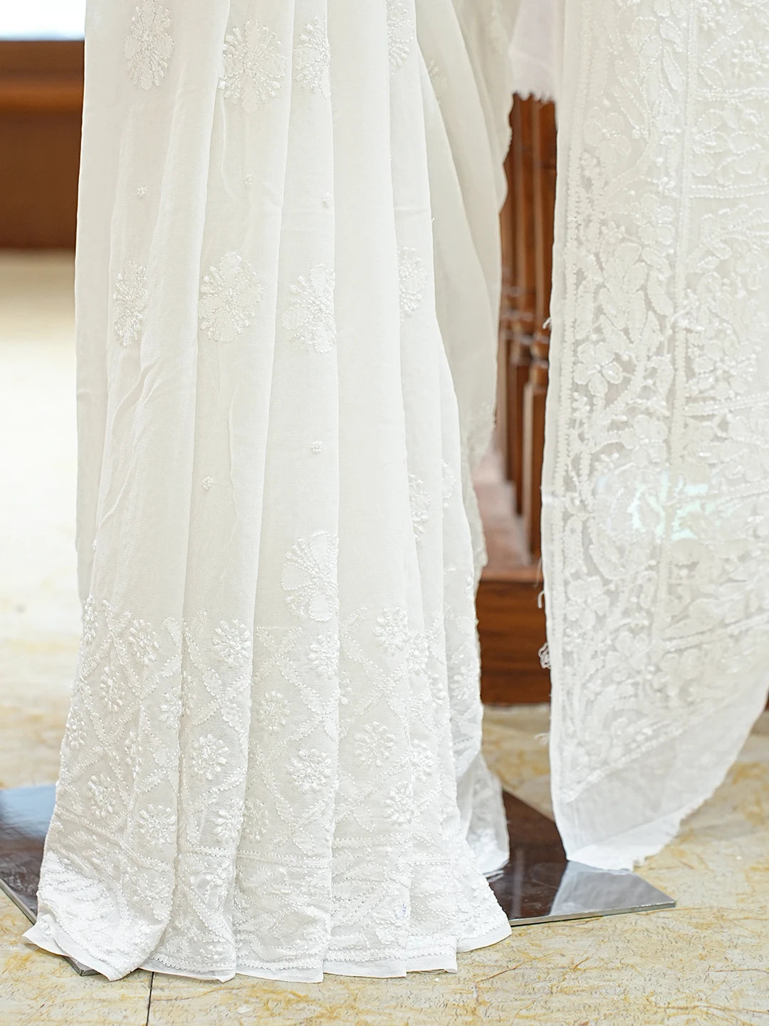Ada Hand Embroidered White Pure Georgette Lucknowi Chikankari Saree and Blouse With Cutdana Work 01A834754