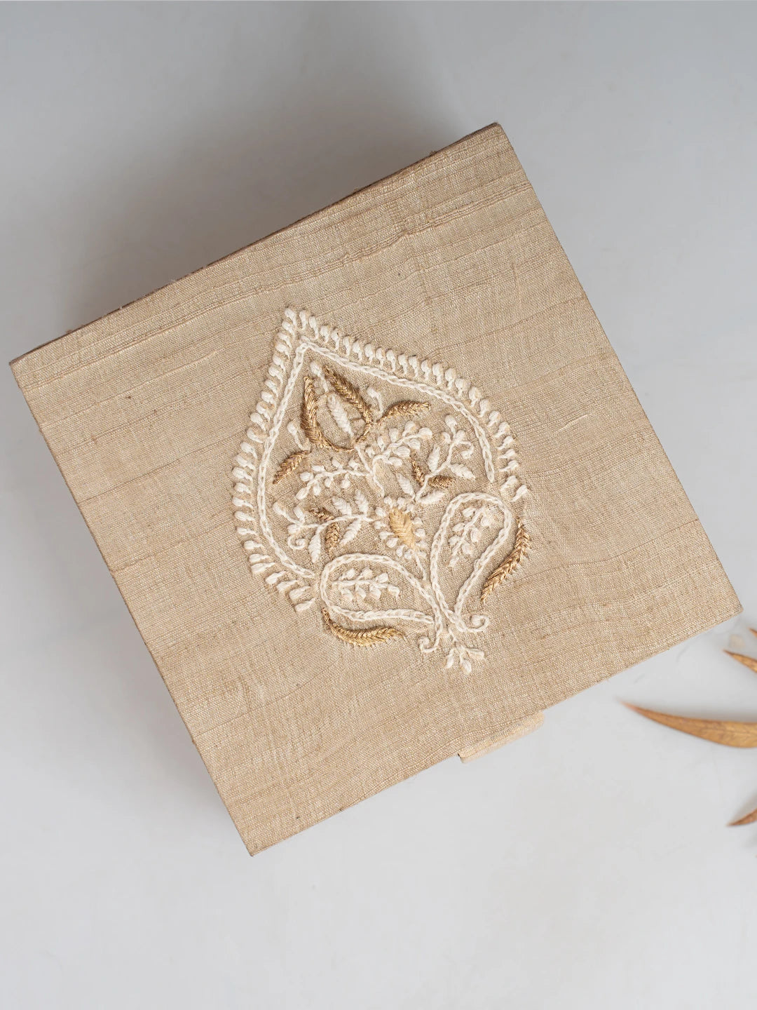 Ada Hand Embroidered Fawn Silk Lucknowi Chikankari Jewellery Box With Zari Taar Work 01A738617
