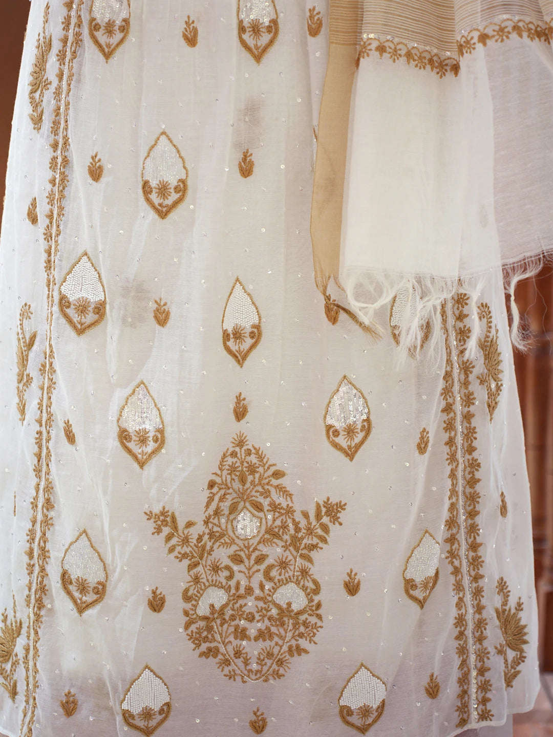 Ada Hand Embroidered White Chanderi Lucknowi Chikankari Semi-Stitched Kurta Dupatta Set With Pearl Work 01A809072