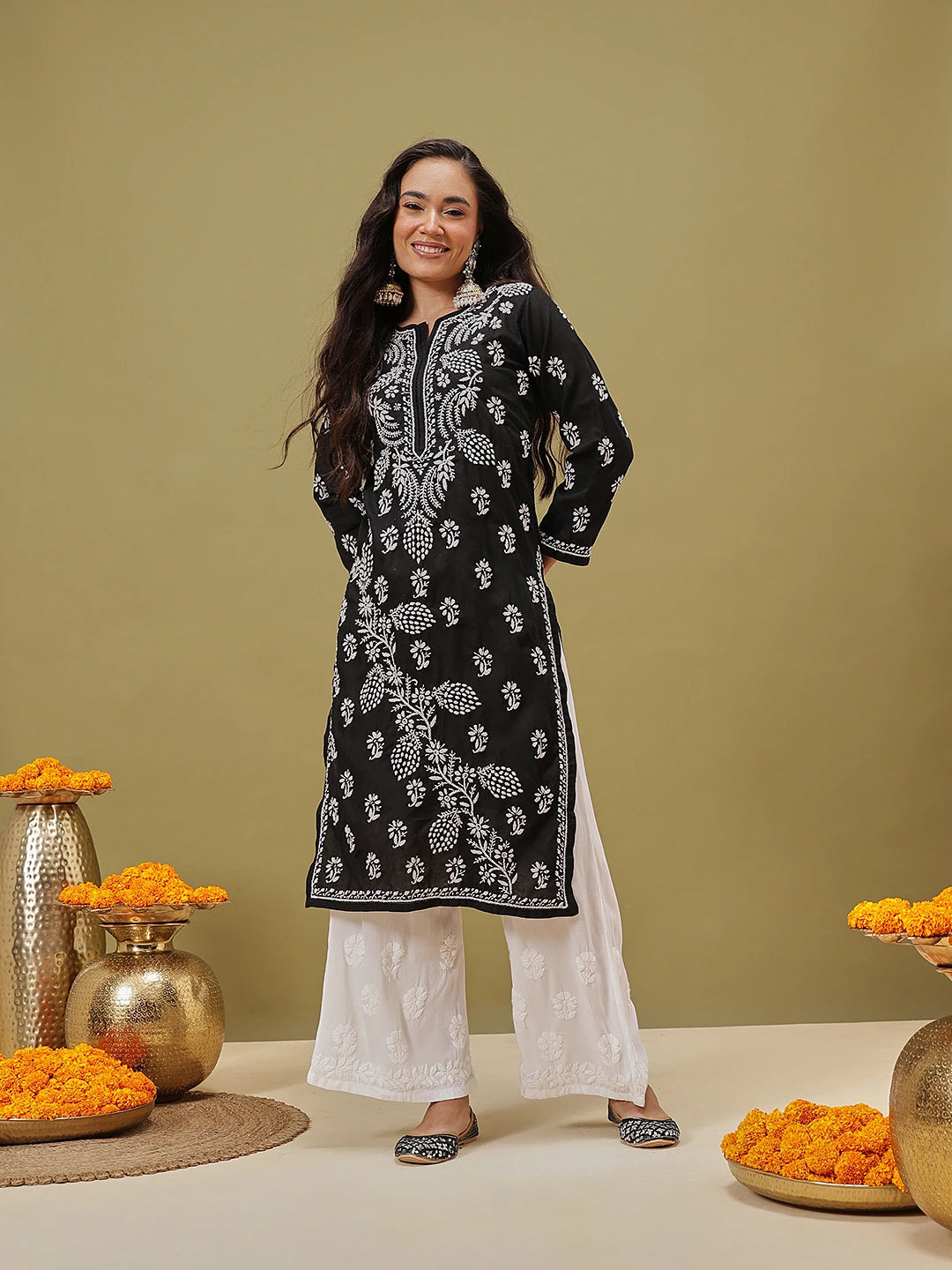 Ada Hand Embroidered Black Cotton Lucknowi Chikankari Straight Kurta A165744