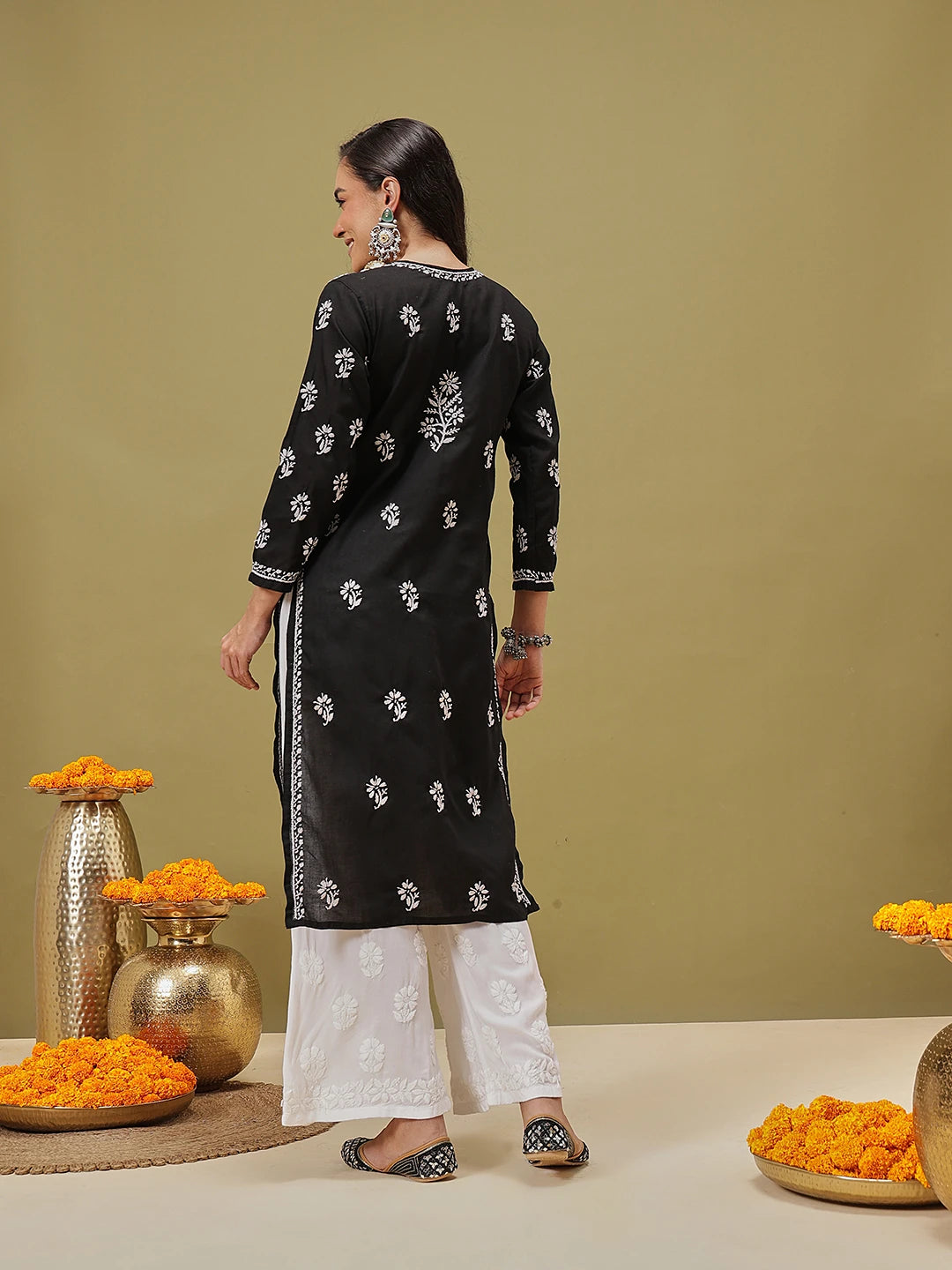 Ada Hand Embroidered Black Cotton Lucknowi Chikankari Straight Kurta A165744