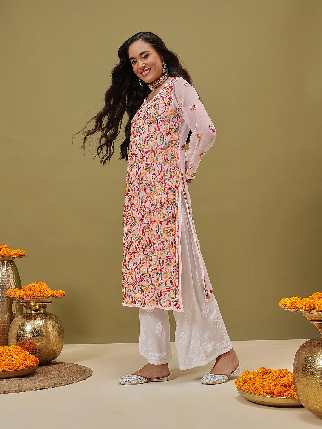 Ada Hand Embroidered White Georgette Lucknowi Chikankari Straight Kurta With Slip A100425