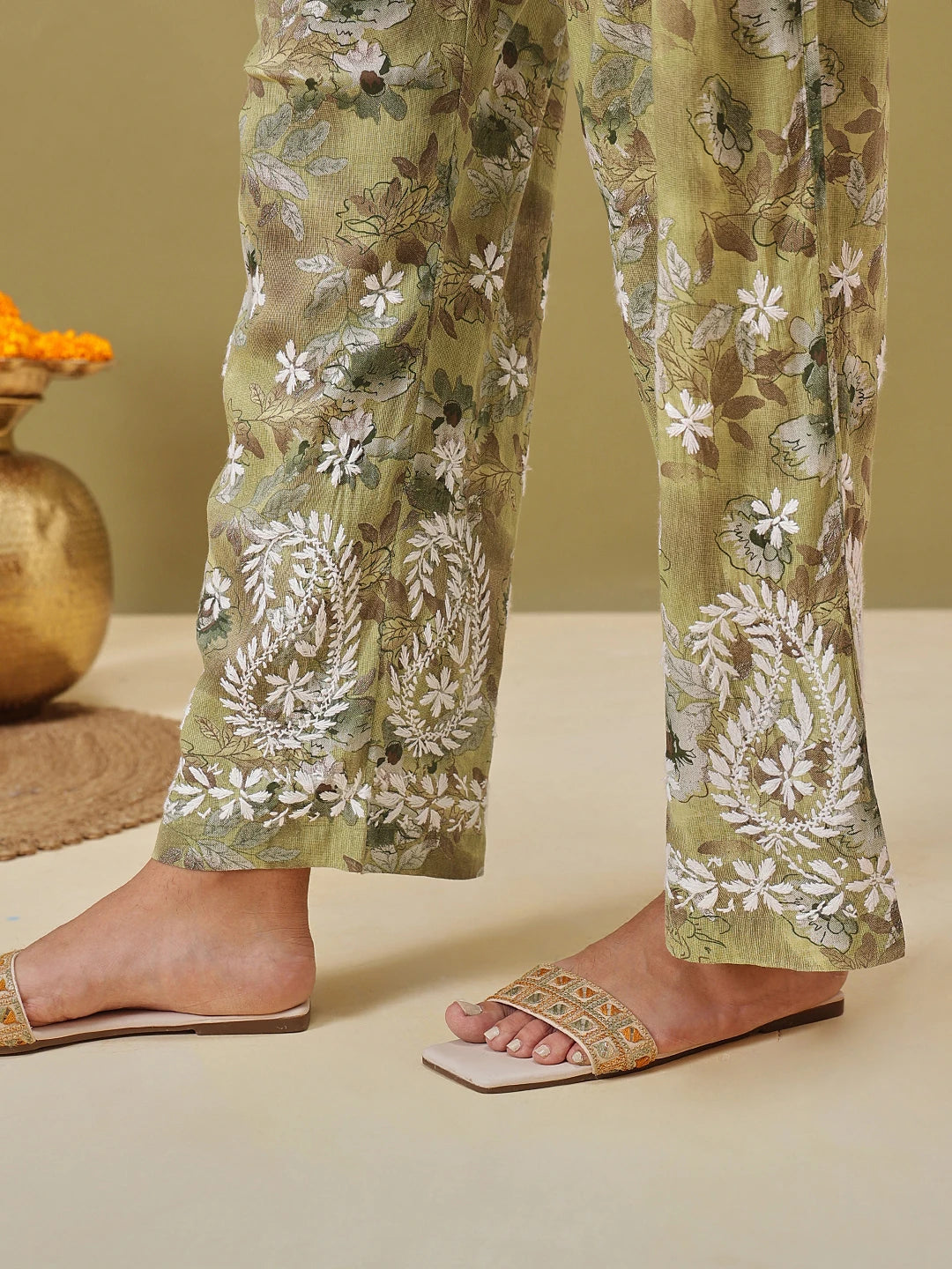 Ada Hand Embroidered Floral Printed Green Cotton Lucknowi Chikankari Co-Ord Set A811350