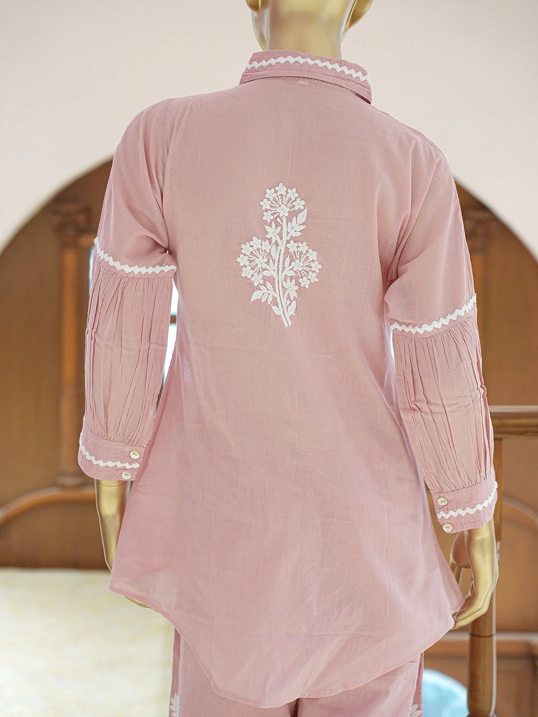 Ada Hand Embroidered Dusty Pink Cotton Lucknowi Chikankari Co-Ord Set 01A840572
