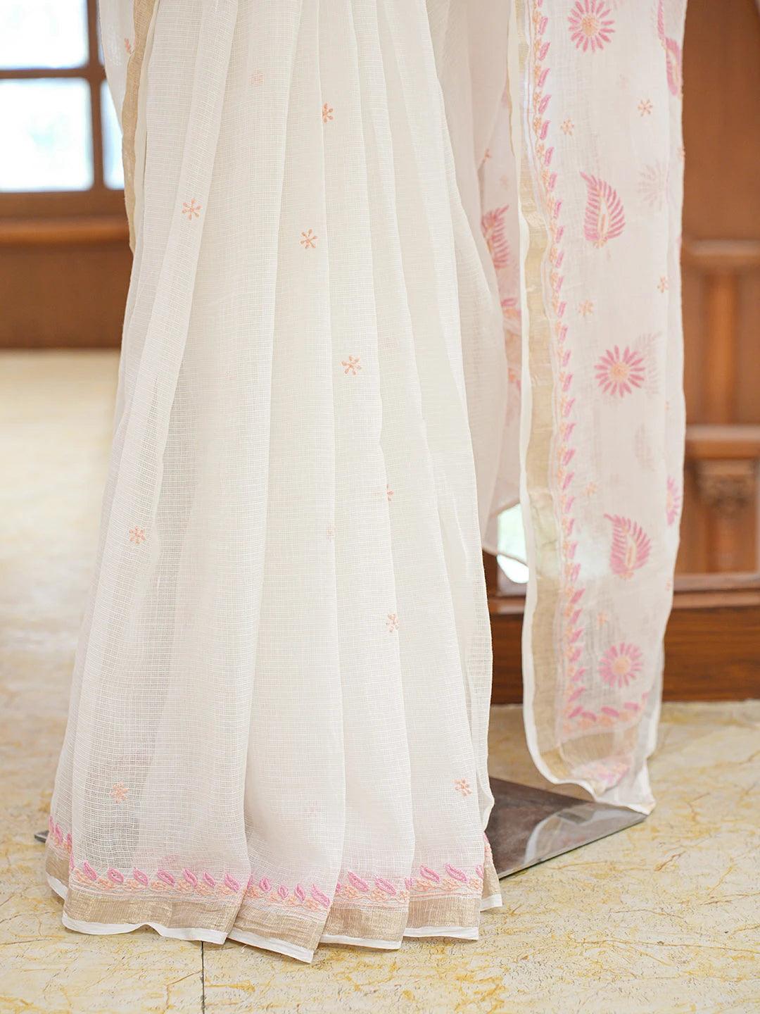 Ada Hand Embroidered White Kota Lucknowi Chikankari Saree and Blouse 01A647448
