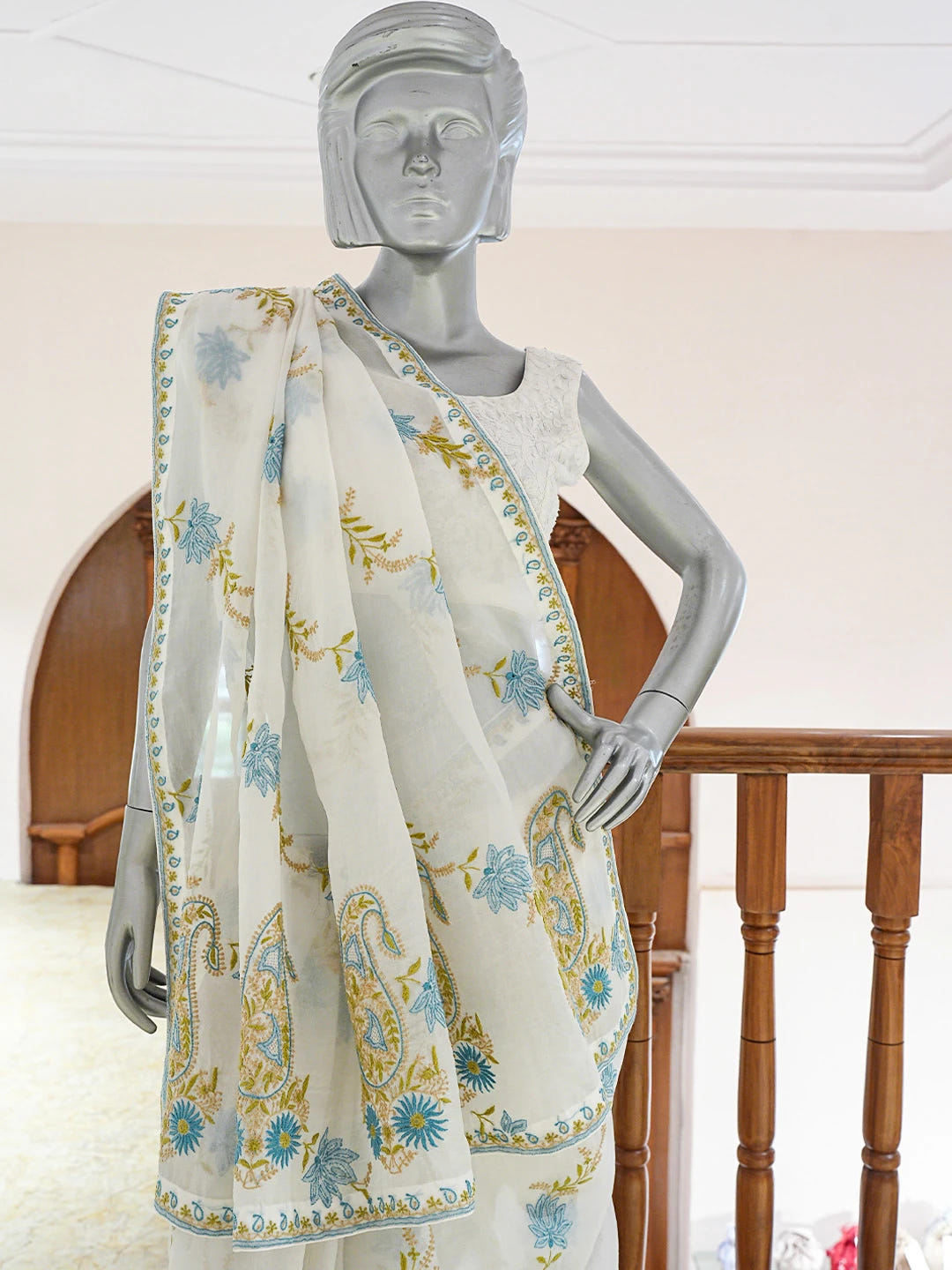 Ada Hand Embroidered White Organza Lucknowi Chikankari Saree and Blouse 01A620355